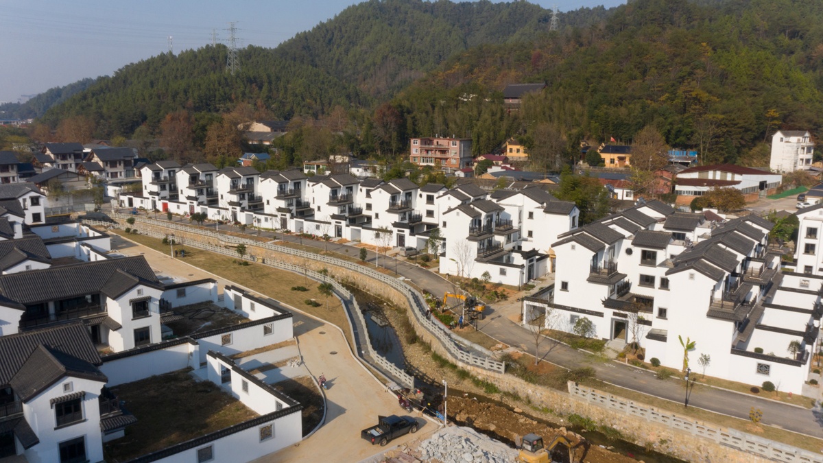 2019年景德鎮陶緣山莊外墻彈性平涂工程